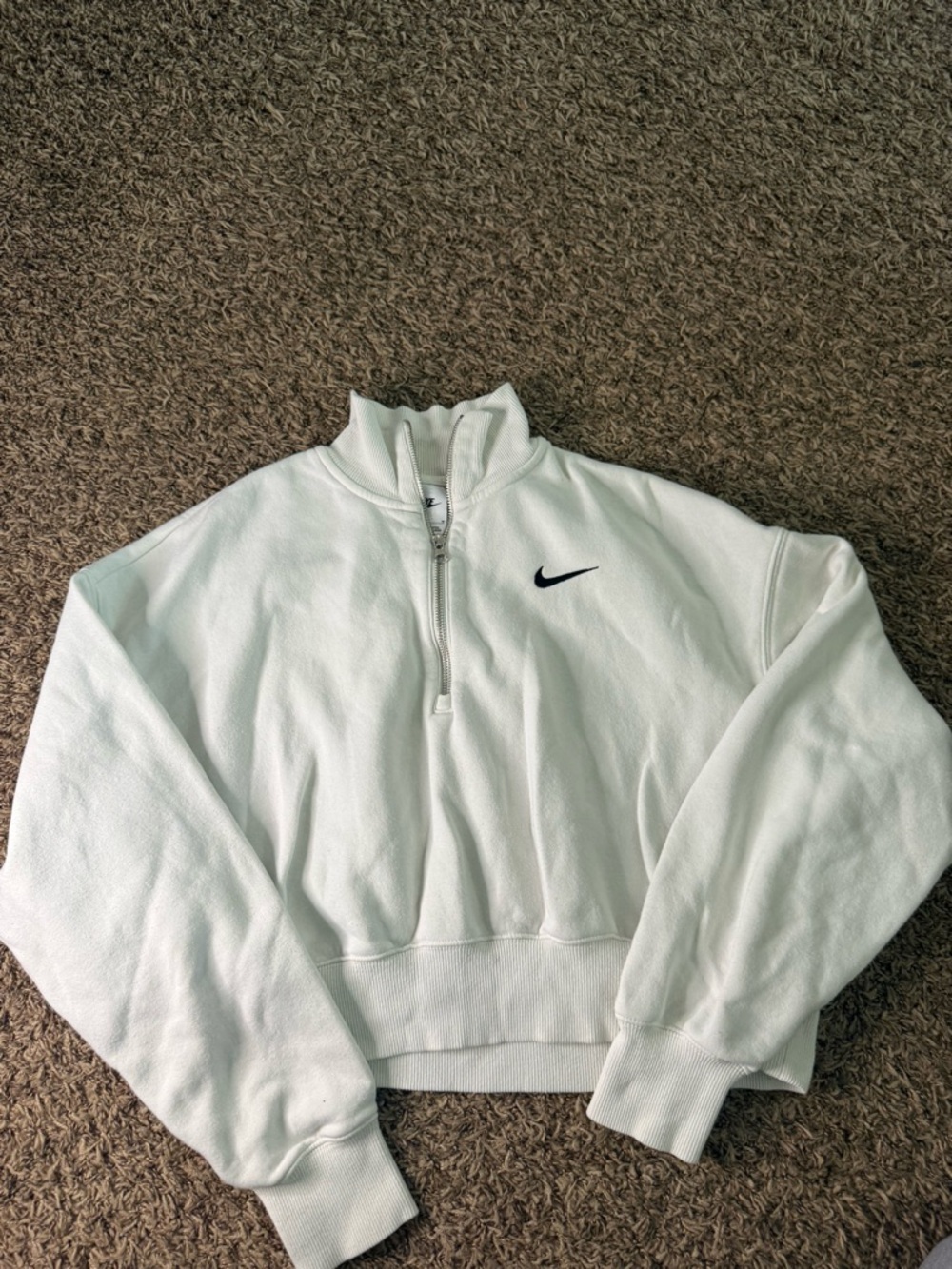Nike Cropped Quarter Zip Sweatshirt Cream Size Medium Minimal Swoosh